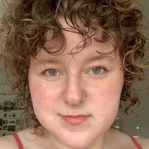 Meet your Posher, Lucy